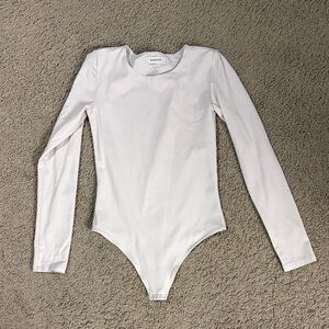 Aritzia Babaton Off-White Long Sleeve Bodysuit